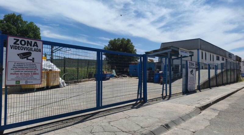 USO DEL PUNTO LIMPIO, RECOGIDA DE ENSERES Y PROHIBICIÓN DE ABANDONO DE RESIDUOS EN VILLA DEL RÍO