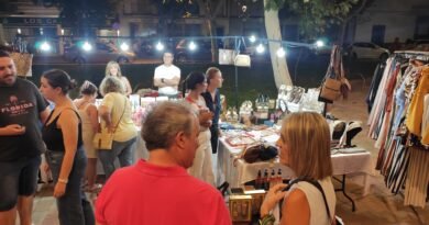 VILLA DEL RÍO DISFRUTÓ DE UNA NOCHE DE COMPRAS, MÚSICA Y OCIO CON LA «SHOPPING NIGHT» 2026 VILLA DEL RÍO DISFRUTÓ DE UNA NOCHE DE COMPRAS, MÚSICA Y OCIO CON LA «SHOPPING NIGHT» 2026