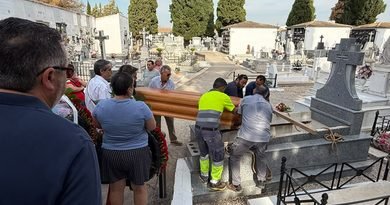 VILLA DEL RÍO DESPIDE A D.ª CATALINA SÁNCHEZ GARCÍA · SU MEMORIA Y SU LEGADO PERMANECERÁN PARA SIEMPRE UNIDOS A LA HISTORIA DE NUESTRO PUEBLO